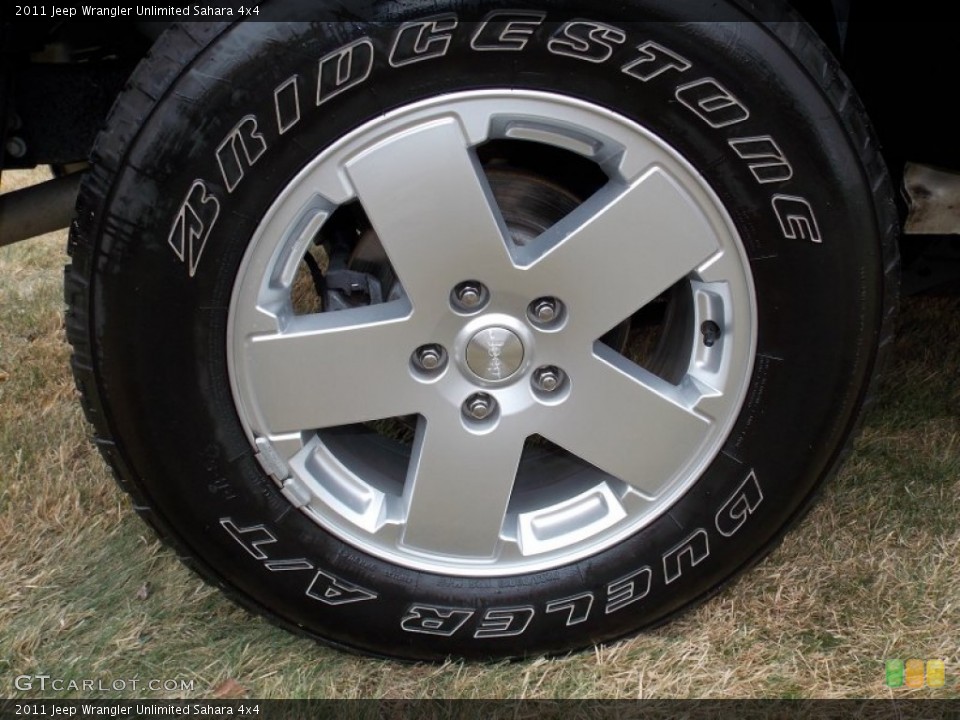 2011 Jeep Wrangler Unlimited Sahara 4x4 Wheel and Tire Photo #88294233