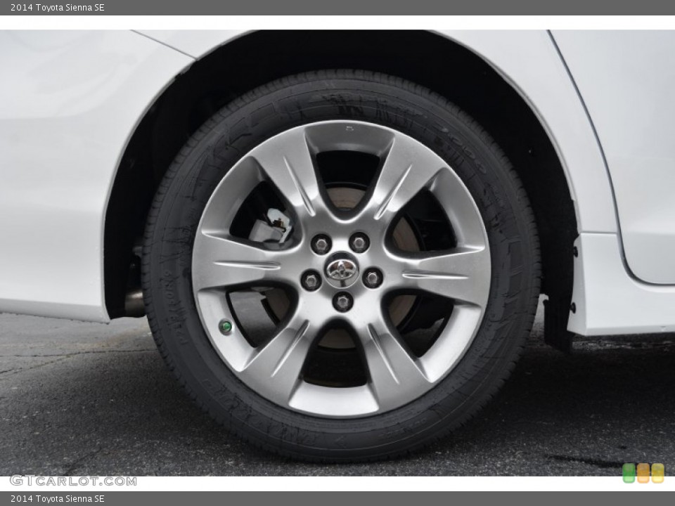 2014 Toyota Sienna SE Wheel and Tire Photo #88315657