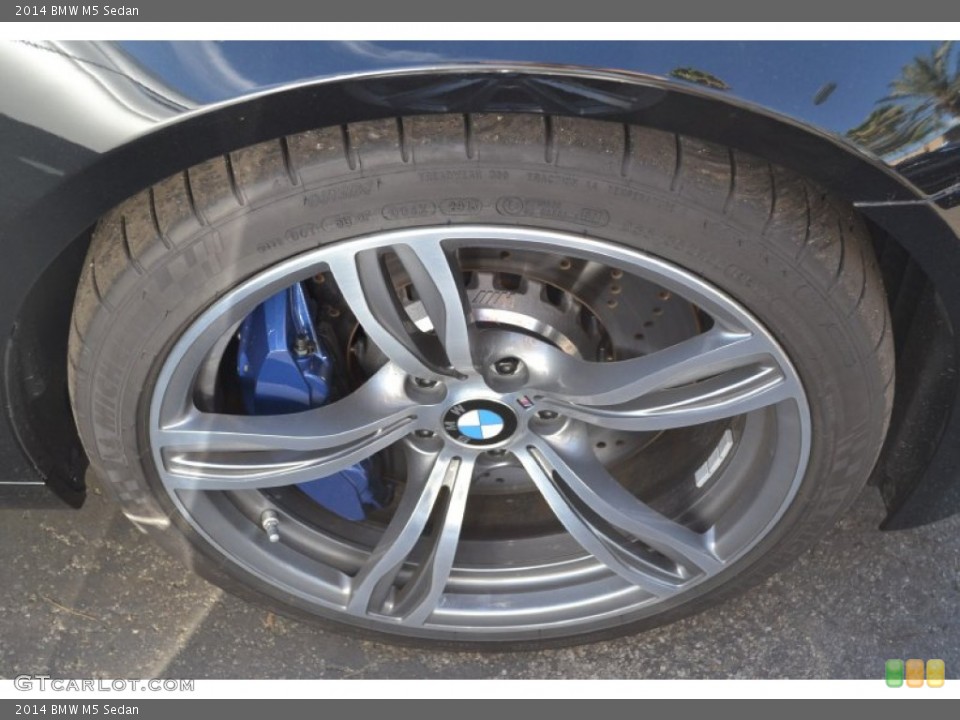 2014 BMW M5 Sedan Wheel and Tire Photo #88327087