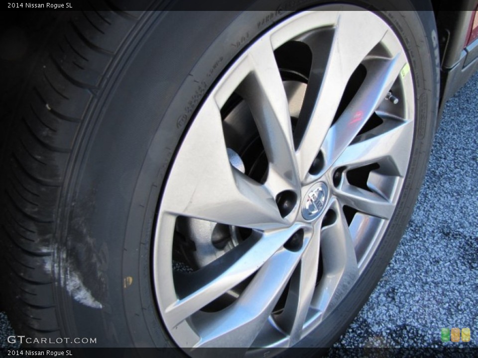 2014 Nissan Rogue SL Wheel and Tire Photo #88358777