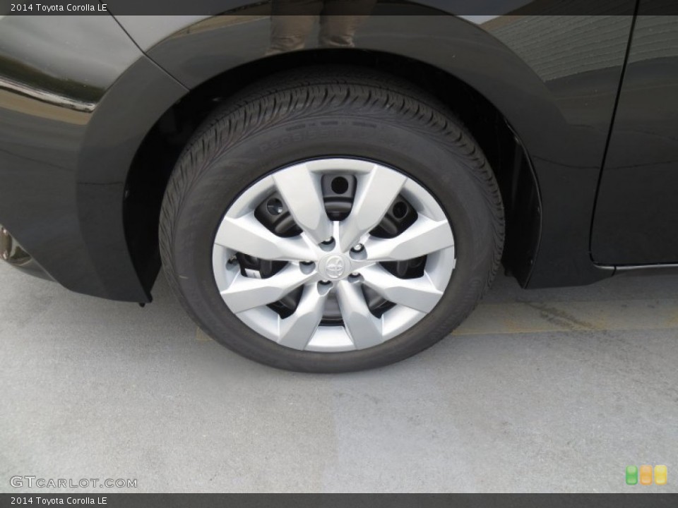 2014 Toyota Corolla LE Wheel and Tire Photo #88560593