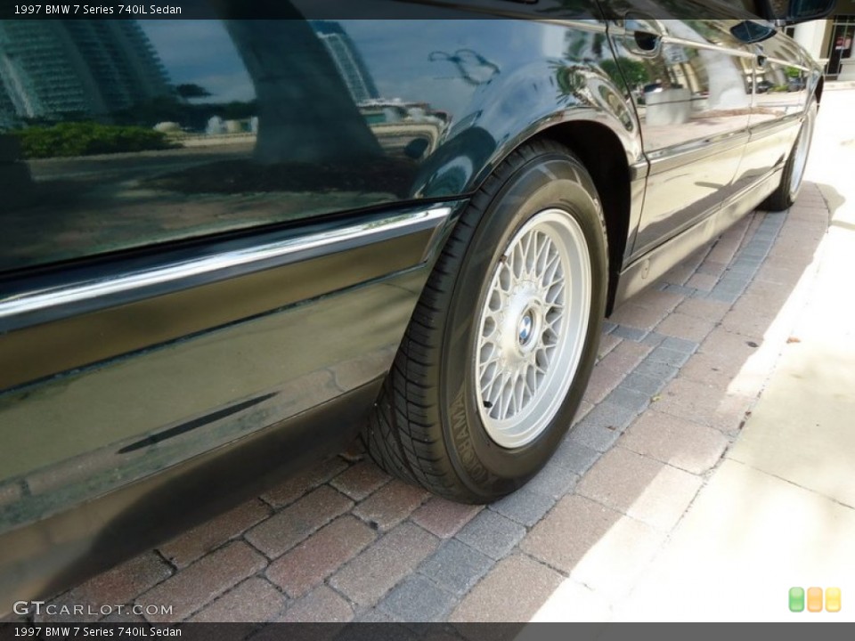 1997 BMW 7 Series 740iL Sedan Wheel and Tire Photo #88600048