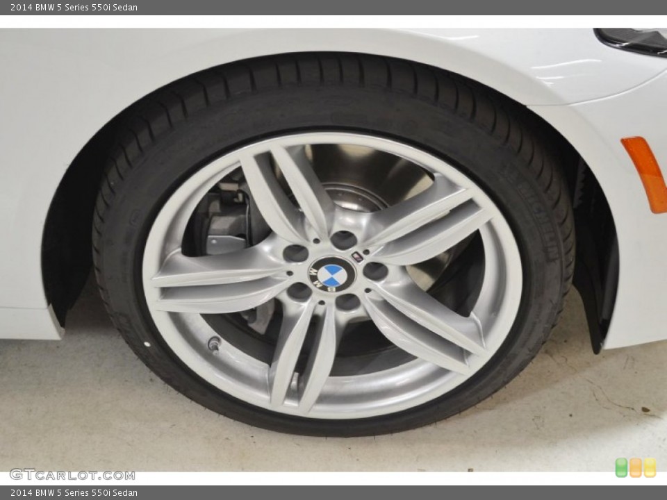 2014 BMW 5 Series 550i Sedan Wheel and Tire Photo #88614010