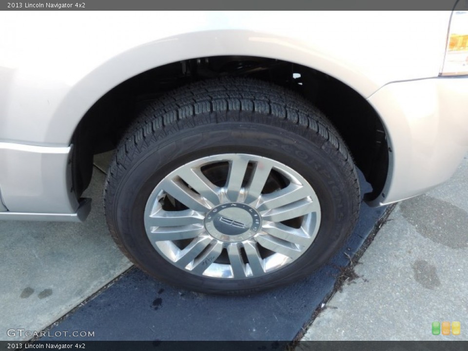 2013 Lincoln Navigator Wheels and Tires