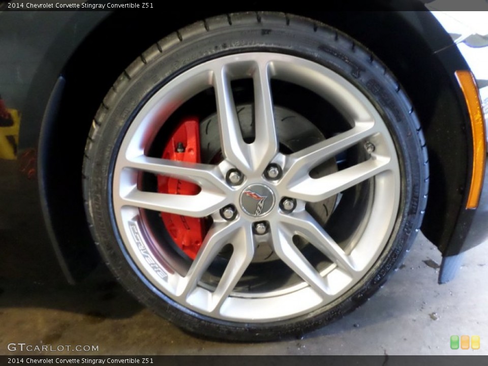 2014 Chevrolet Corvette Stingray Convertible Z51 Wheel and Tire Photo #88787192