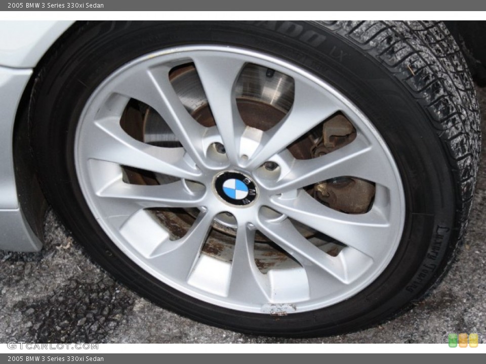 2005 BMW 3 Series 330xi Sedan Wheel and Tire Photo #88845649