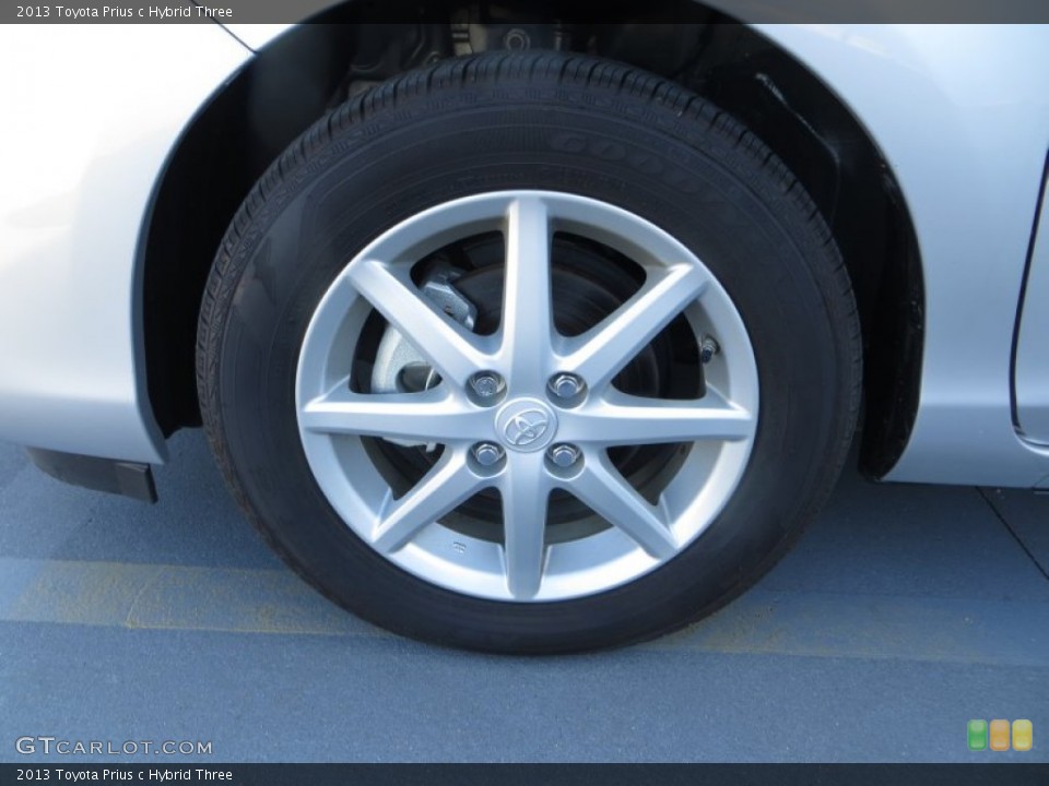 2013 Toyota Prius c Hybrid Three Wheel and Tire Photo #88958579