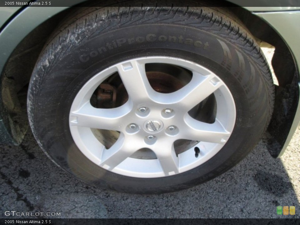 2005 Nissan Altima 2.5 S Wheel and Tire Photo #88972468