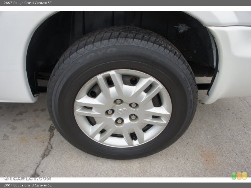 2007 Dodge Grand Caravan SE Wheel and Tire Photo #89013444