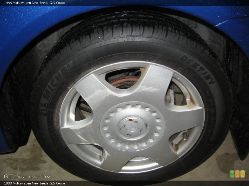 1999 Volkswagen New Beetle Wheels and Tires