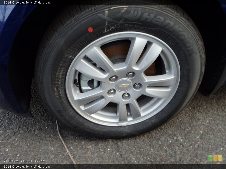 2014 Chevrolet Sonic LT Hatchback Wheel and Tire Photo #89104880