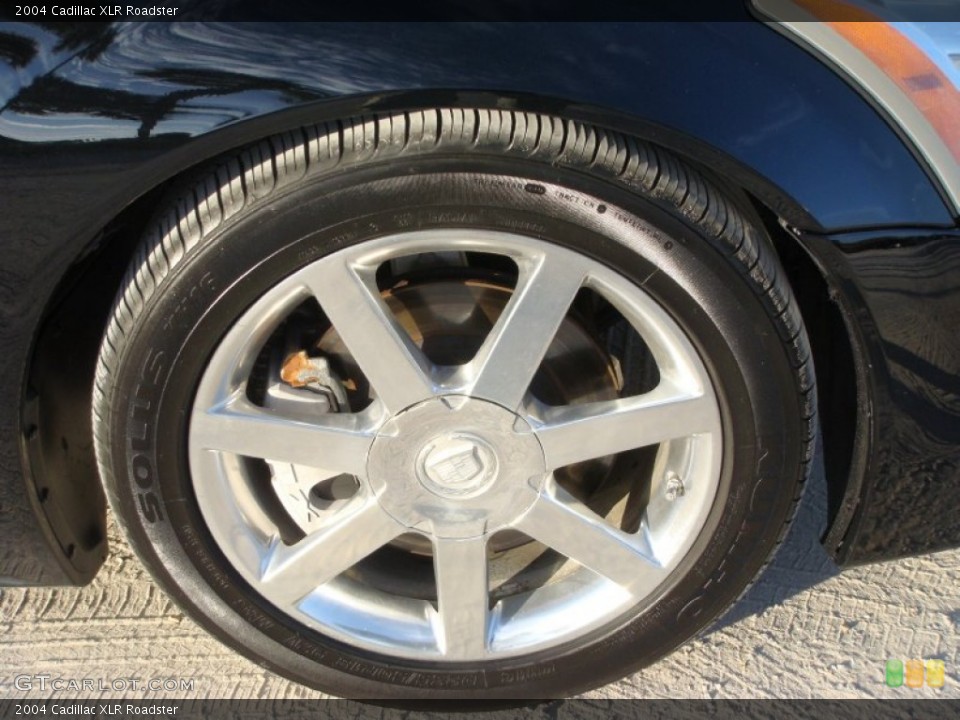 2004 Cadillac XLR Roadster Wheel and Tire Photo #89236690