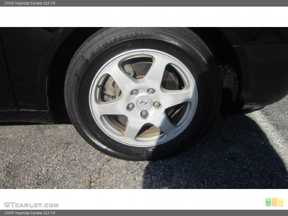 2006 Hyundai Sonata GLS V6 Wheel and Tire Photo #89240140