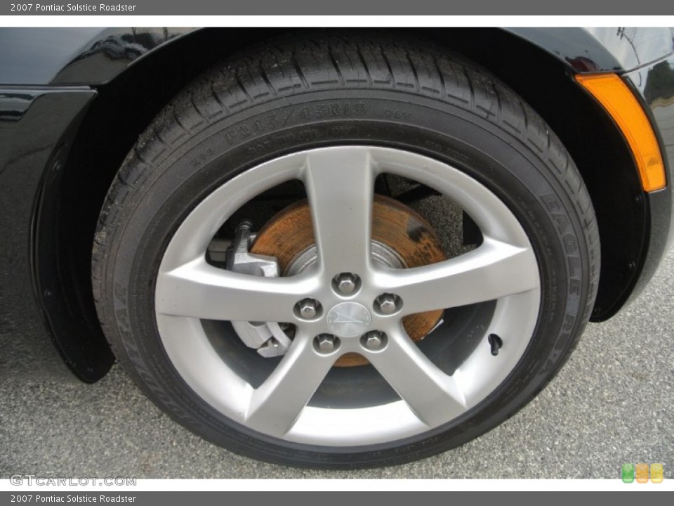 2007 Pontiac Solstice Roadster Wheel and Tire Photo #89296065