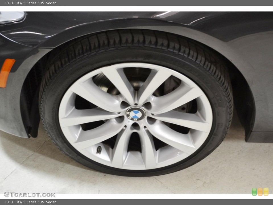 2011 BMW 5 Series 535i Sedan Wheel and Tire Photo #89327189