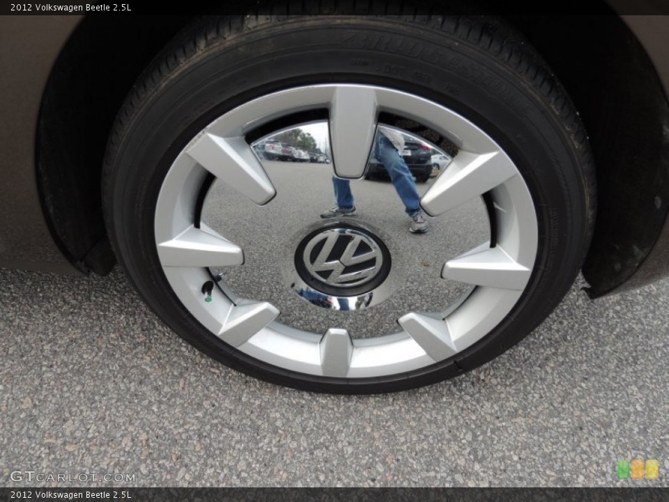 2012 Volkswagen Beetle Wheels and Tires