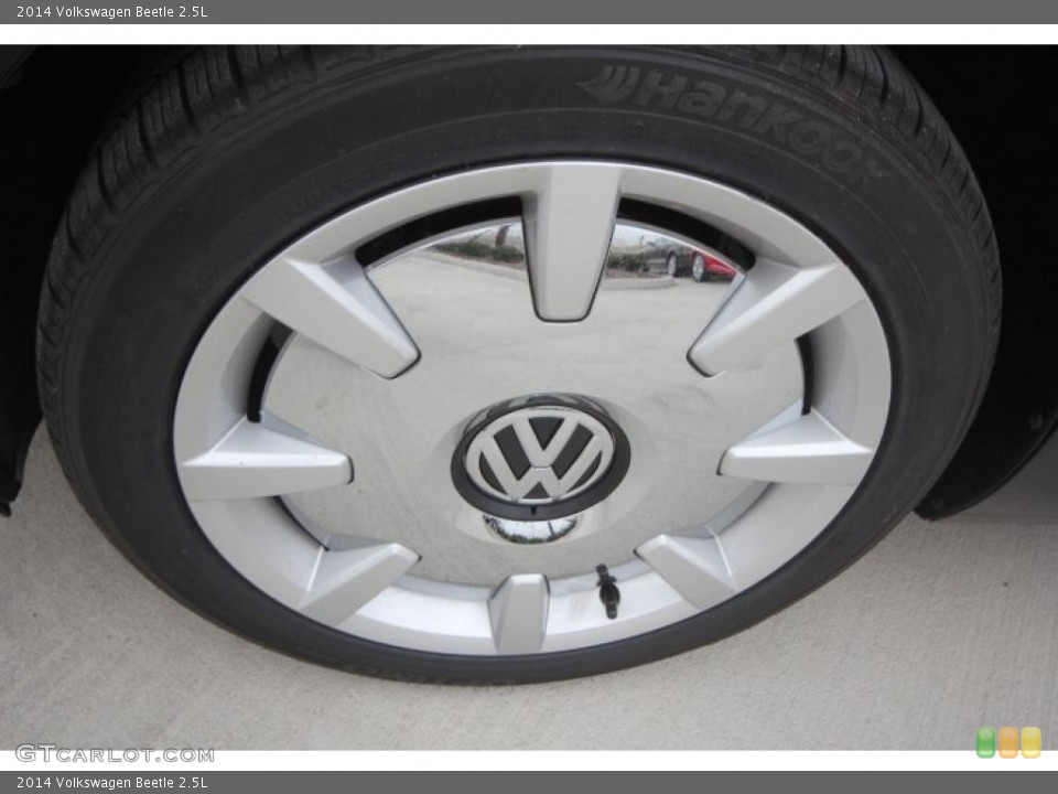 2014 Volkswagen Beetle 2.5L Wheel and Tire Photo #89337640