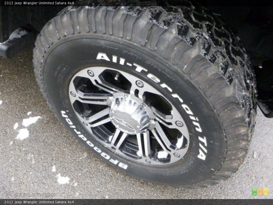 2013 Jeep Wrangler Unlimited Custom Wheel and Tire Photo #89341646