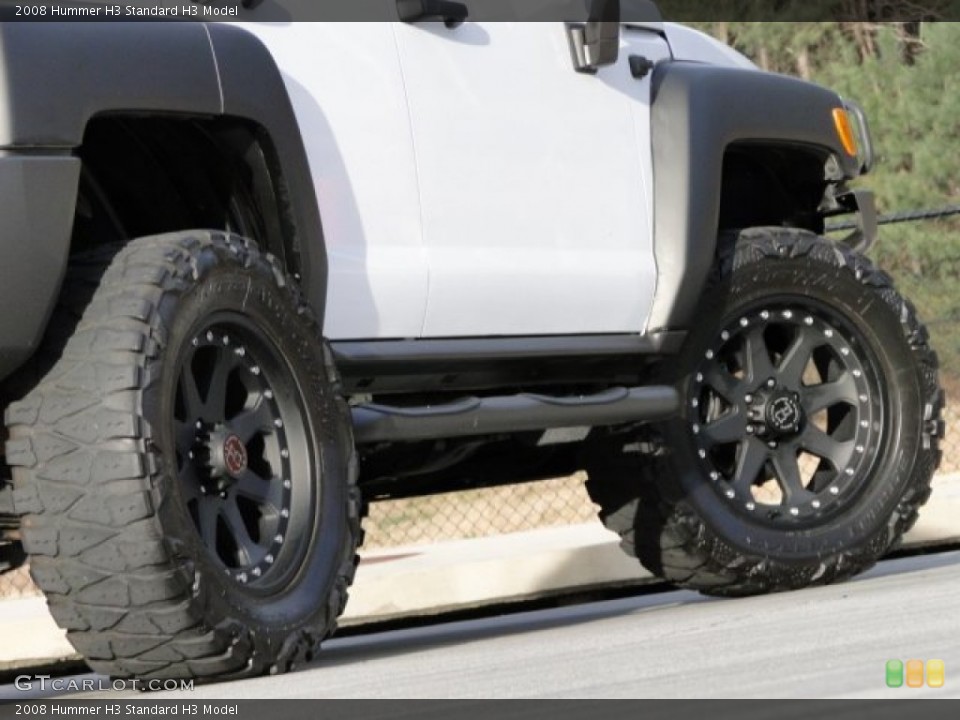 2008 Hummer H3 Custom Wheel and Tire Photo #89475650