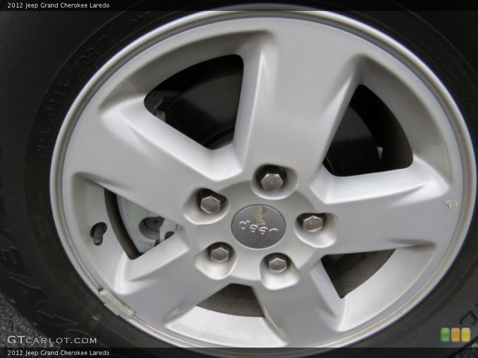 2012 Jeep Grand Cherokee Laredo Wheel and Tire Photo #89593069