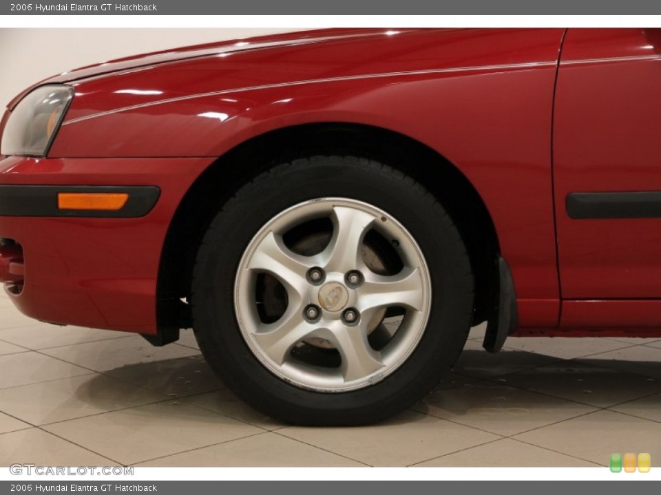 2006 Hyundai Elantra GT Hatchback Wheel and Tire Photo #89604842