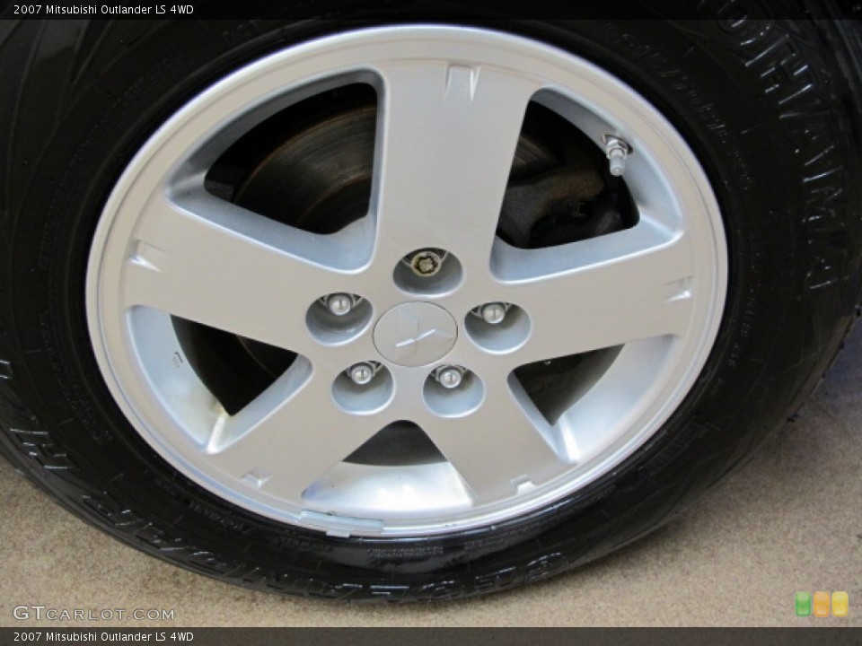2007 Mitsubishi Outlander LS 4WD Wheel and Tire Photo #89628059