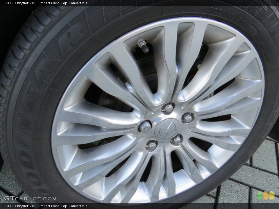 2012 Chrysler 200 Limited Hard Top Convertible Wheel and Tire Photo #89663852