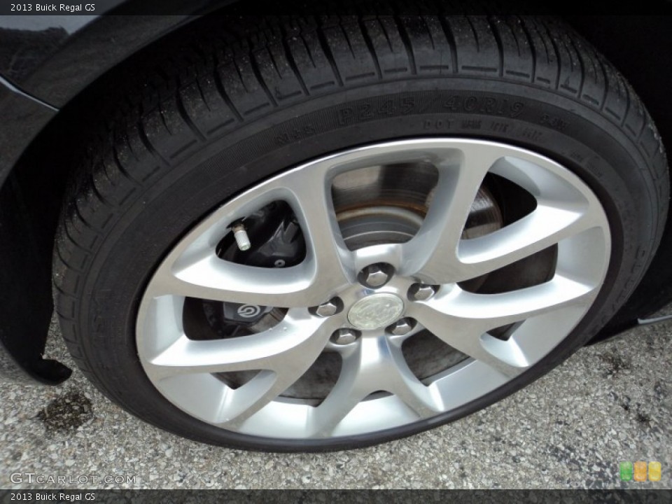 2013 Buick Regal GS Wheel and Tire Photo #89667672