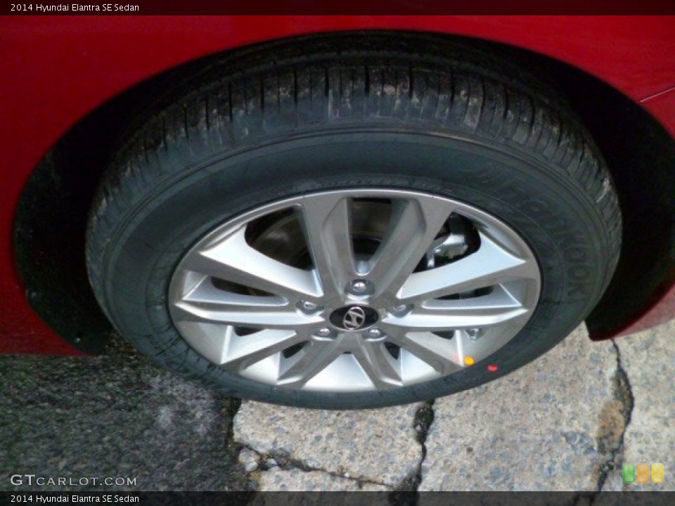 2014 Hyundai Elantra SE Sedan Wheel and Tire Photo #89739376