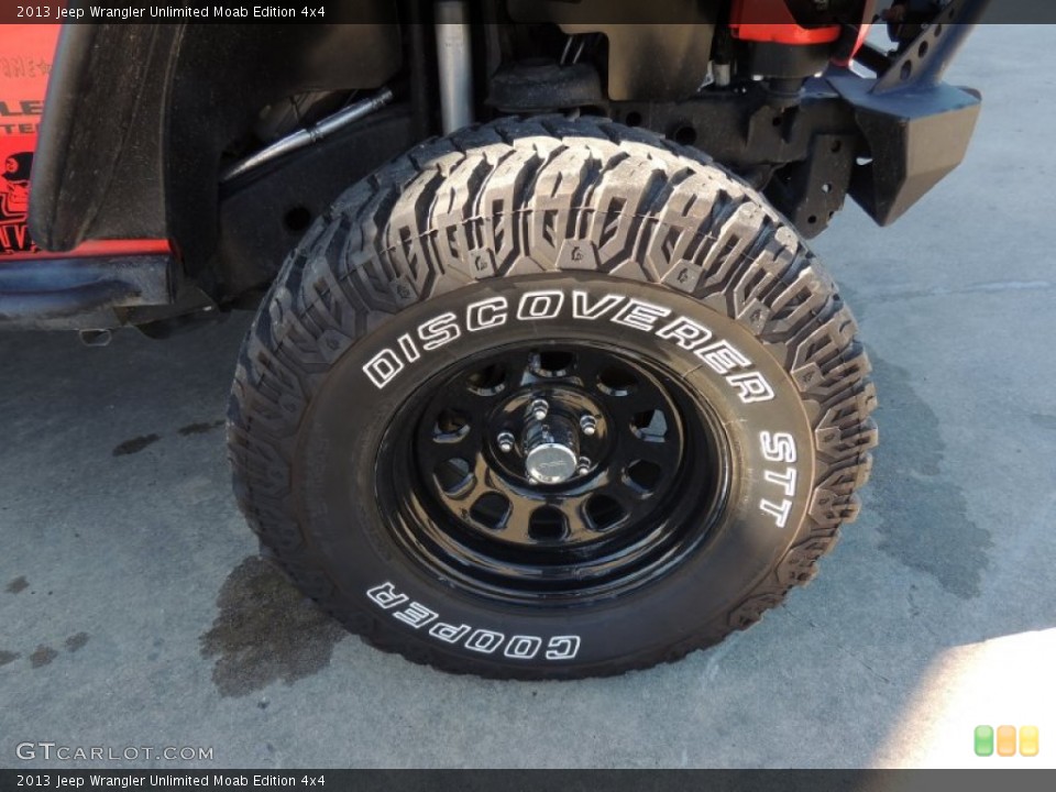2013 Jeep Wrangler Unlimited Custom Wheel and Tire Photo #89758303