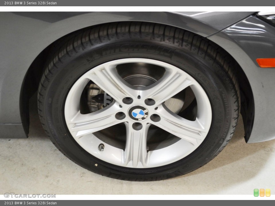 2013 BMW 3 Series 328i Sedan Wheel and Tire Photo #89778496