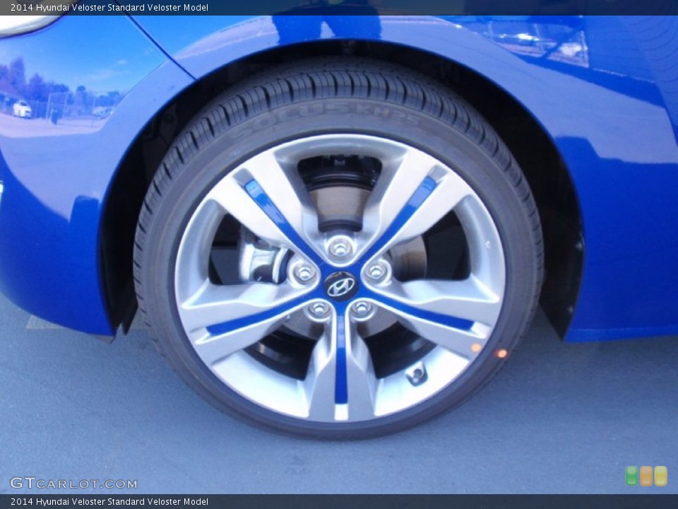 2014 Hyundai Veloster  Wheel and Tire Photo #89827171