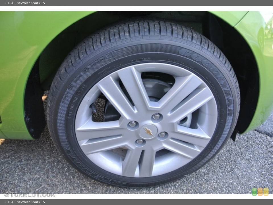 2014 Chevrolet Spark LS Wheel and Tire Photo #89834306