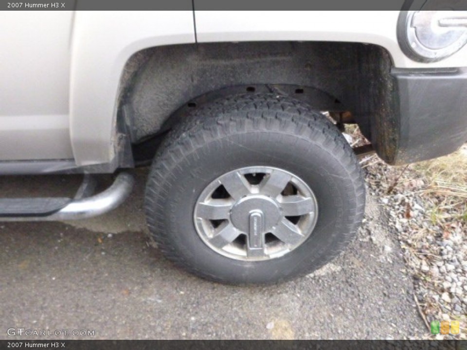 2007 Hummer H3 X Wheel and Tire Photo #89850755