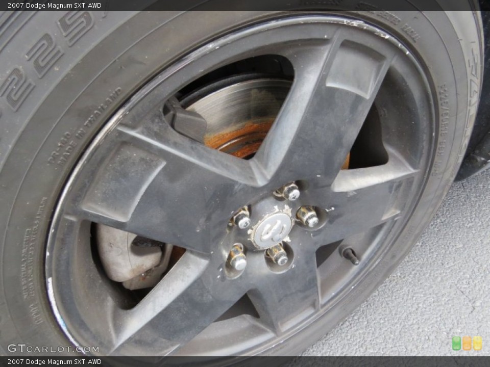 2007 Dodge Magnum SXT AWD Wheel and Tire Photo #89857454