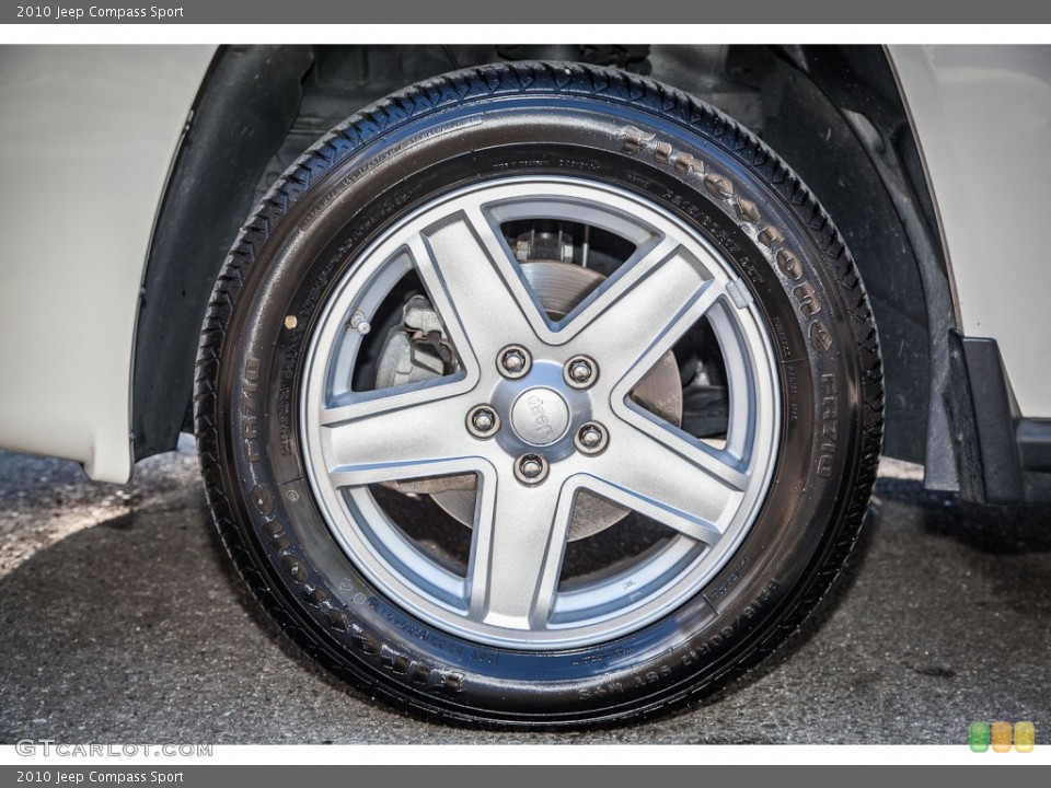 2010 Jeep Compass Sport Wheel and Tire Photo #89871913
