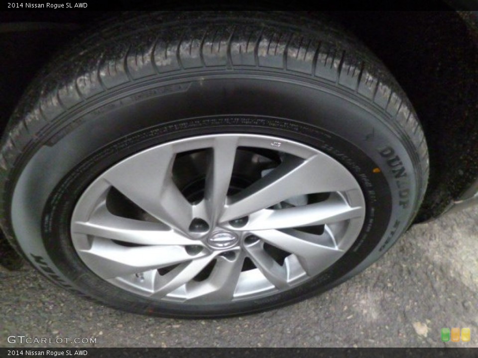 2014 Nissan Rogue SL AWD Wheel and Tire Photo #89884817