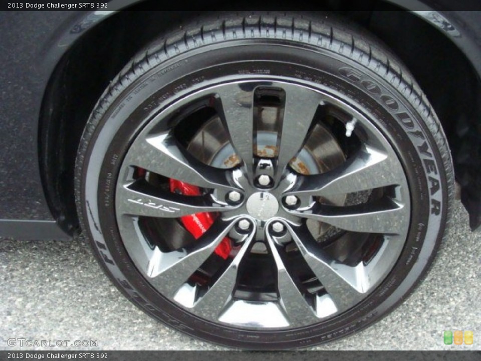 2013 Dodge Challenger SRT8 392 Wheel and Tire Photo #89927655