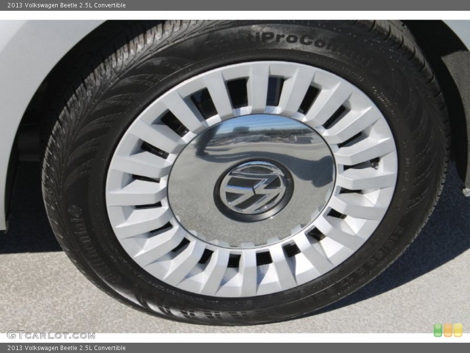 2013 Volkswagen Beetle 2.5L Convertible Wheel and Tire Photo #89929887
