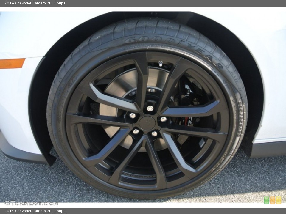 2014 Chevrolet Camaro ZL1 Coupe Wheel and Tire Photo #89938932