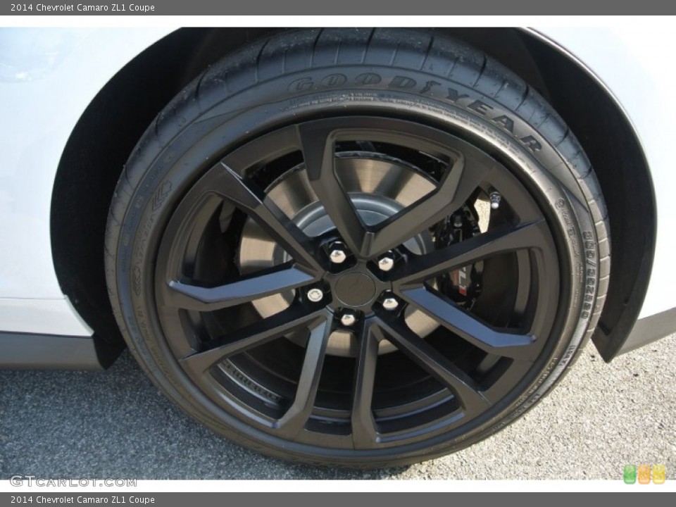 2014 Chevrolet Camaro ZL1 Coupe Wheel and Tire Photo #89938952