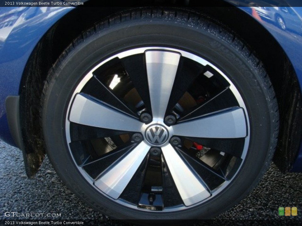 2013 Volkswagen Beetle Turbo Convertible Wheel and Tire Photo #90016535