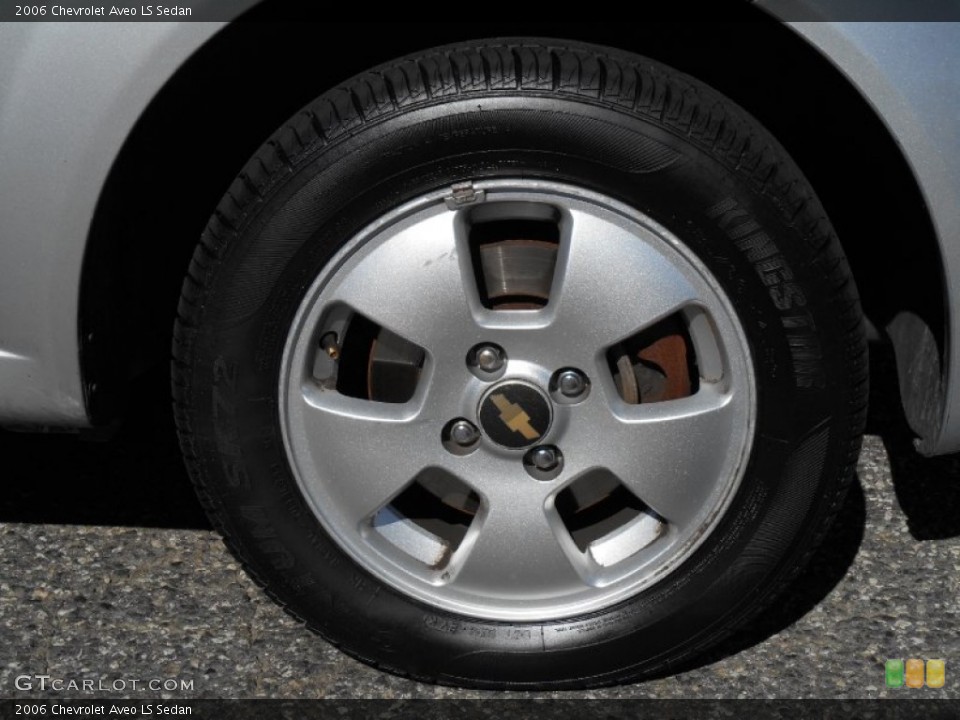 2006 Chevrolet Aveo LS Sedan Wheel and Tire Photo #90056212