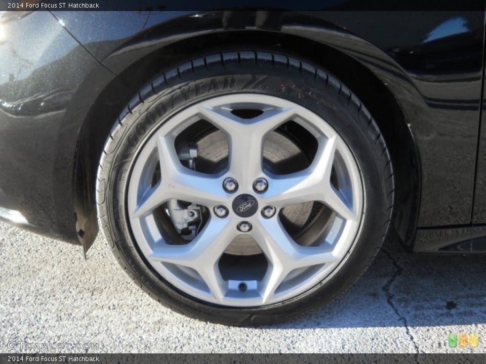 2014 Ford Focus ST Hatchback Wheel and Tire Photo #90180217