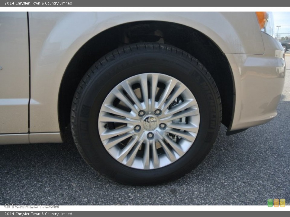 2014 Chrysler Town & Country Limited Wheel and Tire Photo #90235490