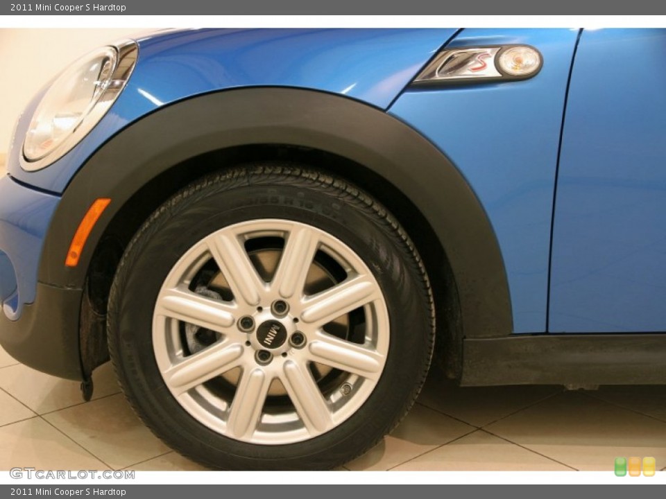 2011 Mini Cooper S Hardtop Wheel and Tire Photo #90346560