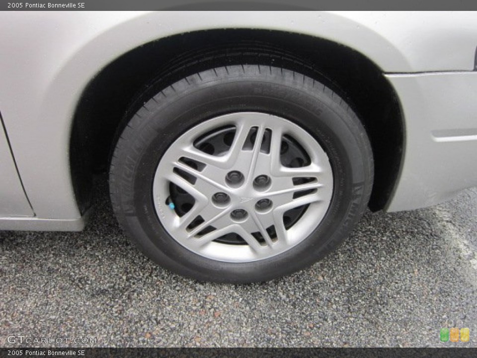 2005 Pontiac Bonneville SE Wheel and Tire Photo #90354459