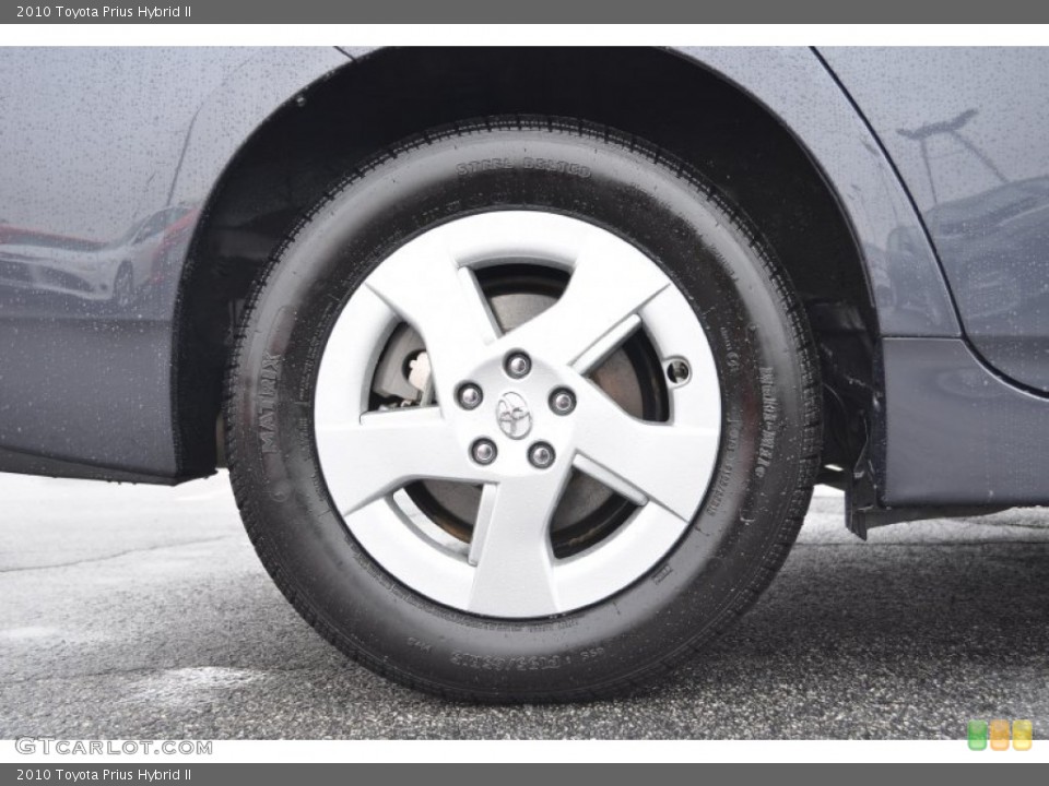 Toyota 2010 prius tires