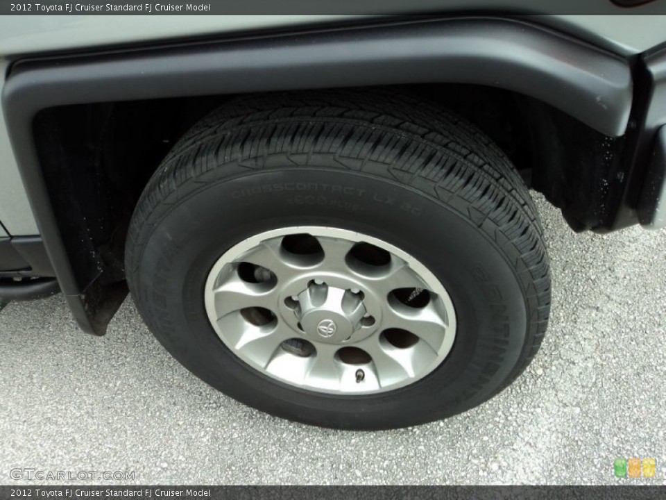 2012 Toyota FJ Cruiser  Wheel and Tire Photo #90398657