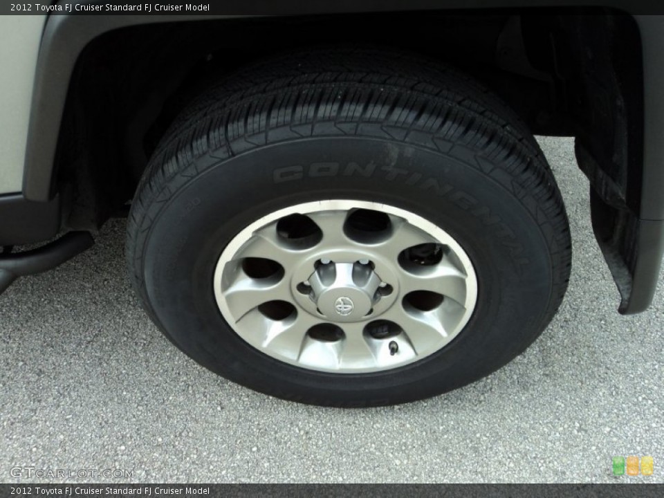 2012 Toyota FJ Cruiser  Wheel and Tire Photo #90398795